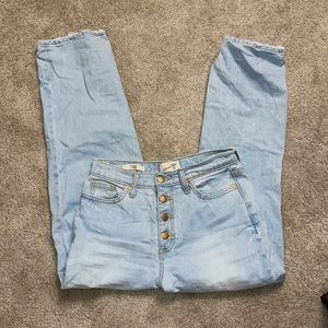 Universal Thread Button Crotch Straight Leg Jeans